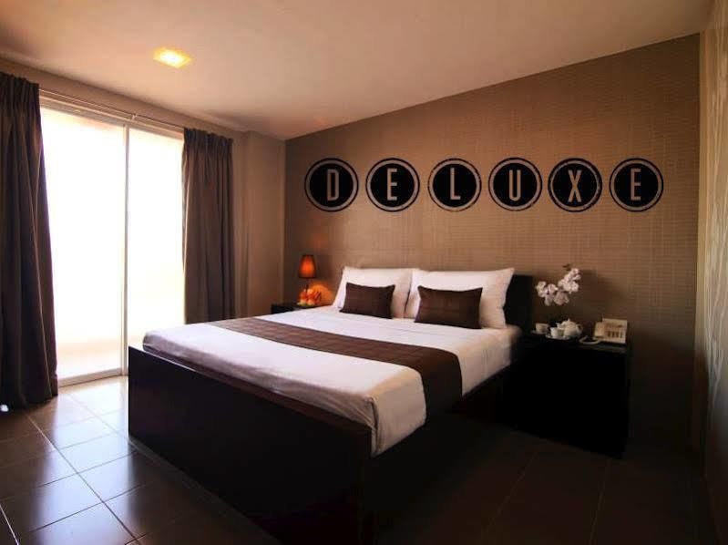 Hotel Juliana By Reddoorz Tuguegarao Esterno foto